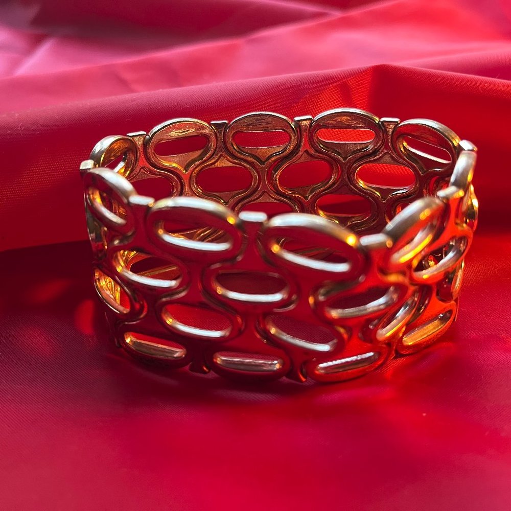 beautiful, coppery gold, link bracelet, stretch, NWOT